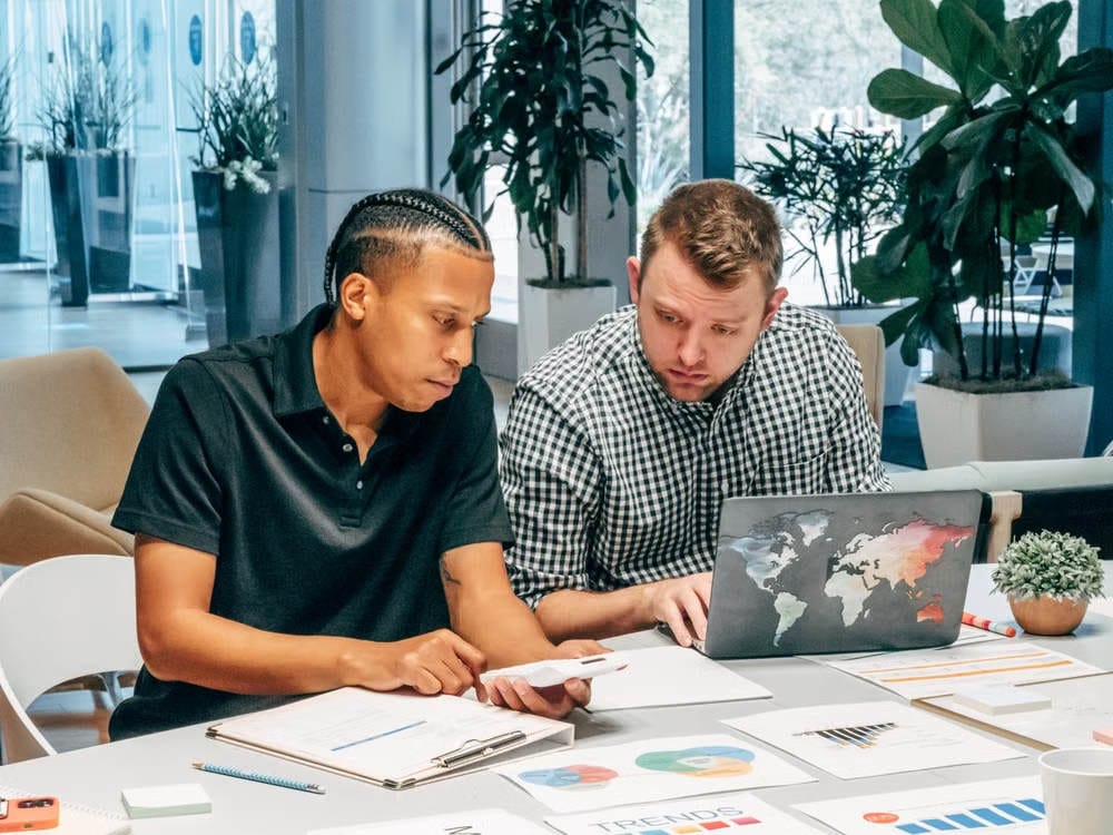 More than 60% of independent businesses fail within 5 years. This is how B2B franchises are helping independent startups to thrive.